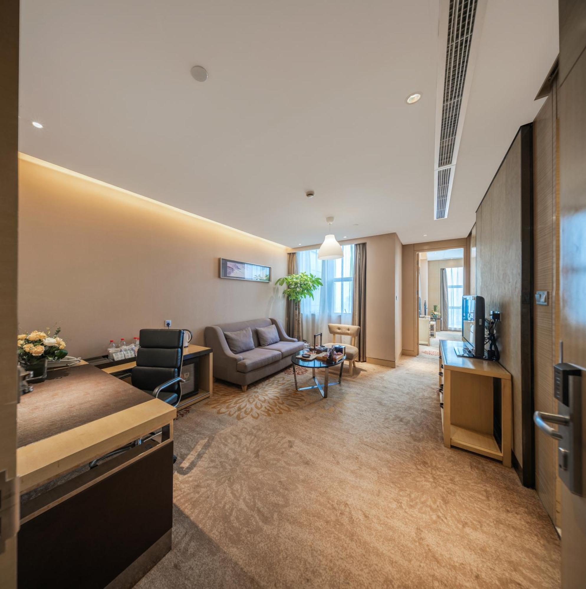 Grand Skylight International Hotel Ganzhou Chang Zhen Avenue Bagian luar foto