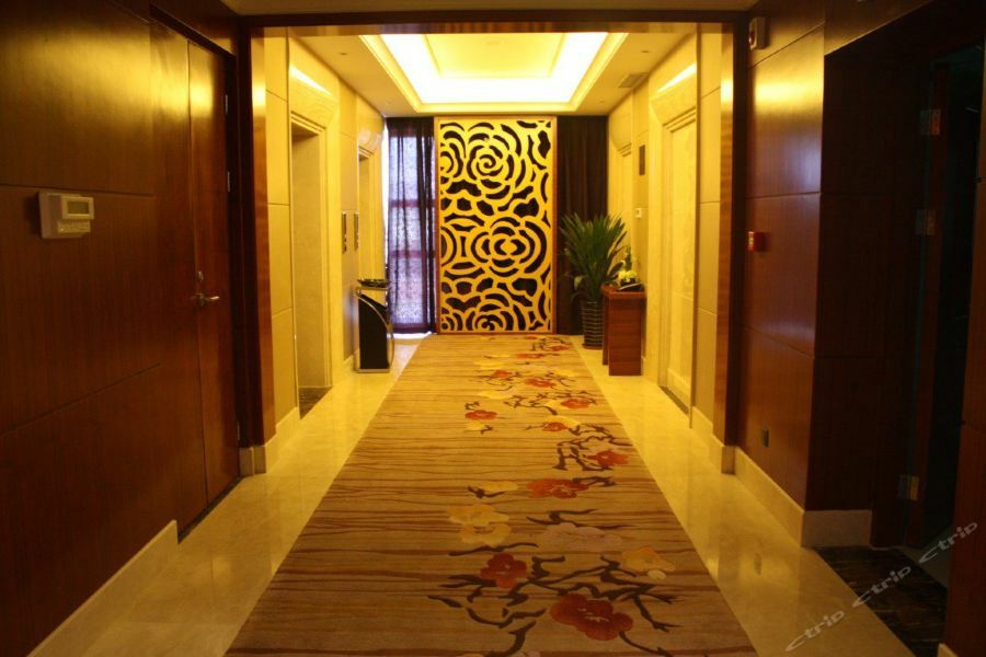 Grand Skylight International Hotel Ganzhou Chang Zhen Avenue Bagian luar foto